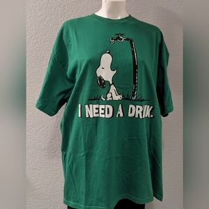 Snoopy “I Need a Drink” Peanuts T-Shirt 2XL Green 2012  NWT